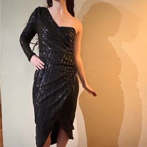 Lulu's One-Shoulder Black Sequin Midi Dress